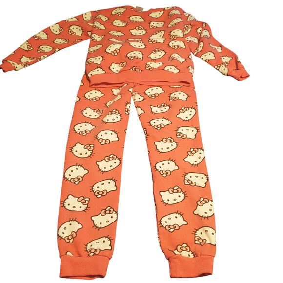 NWOT Sanrio Hello Kitty Girls Size 8/10 Sweatshirt & Joggers Pink Lounge Outfit - Picture 2 of 9